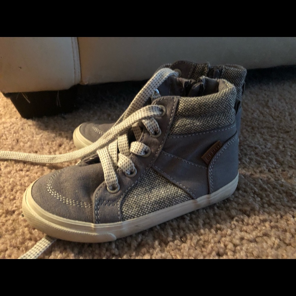 Preschool high top gray sneakers